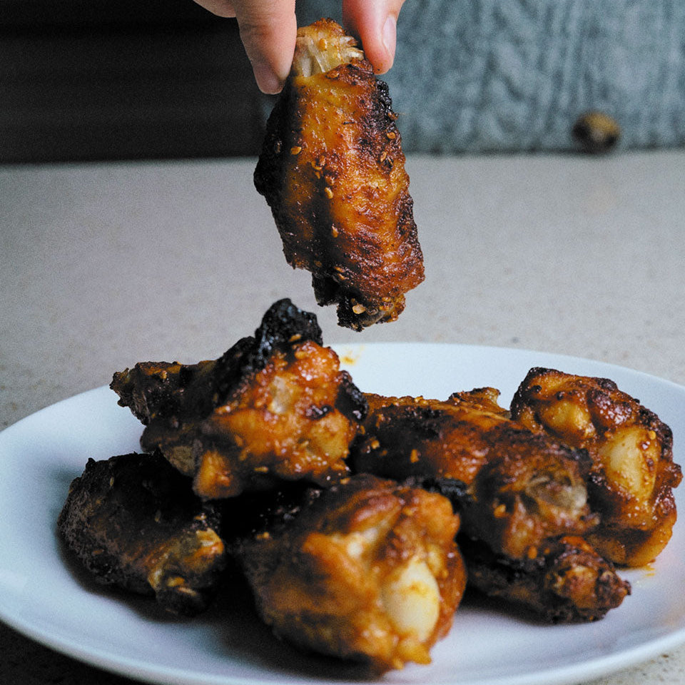 Easy Air-Fryer Spicy Wings